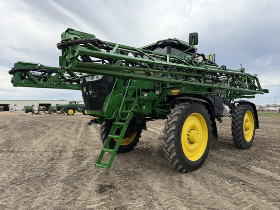 2024 John Deere 616R - Photo7