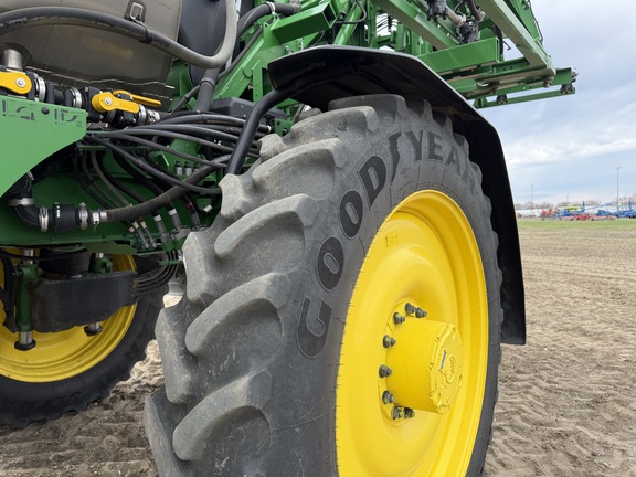 2024 John Deere 616R - Photo16