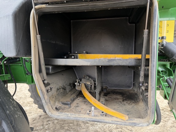 2024 John Deere 616R - Photo29