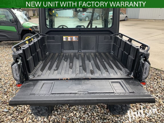 Photo of 2025 John Deere XUV 845R Premium Cab