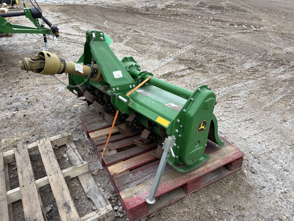 Used 2020 John Deere JD665 Compact Utility Tractor Attachments at Horizon Ag & Turf in Westlock, AB - Photo4