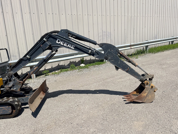 2025 John-Deere 17 P