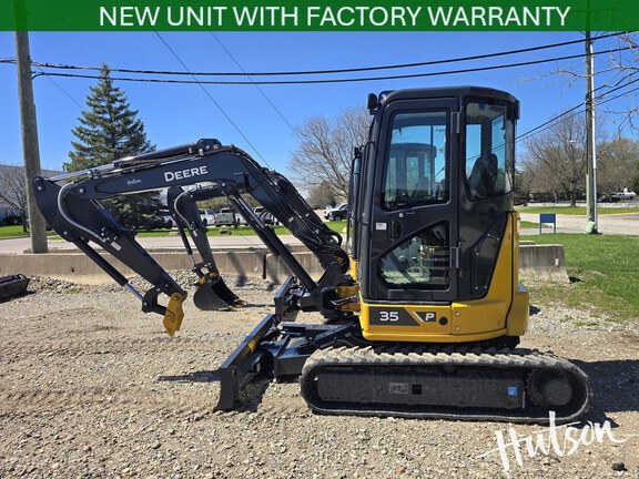 Photo of John Deere 35 P