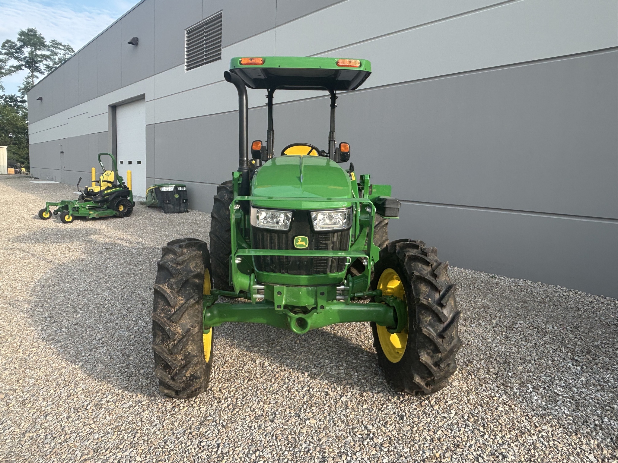 Used 2023 John Deere 5060E Utility Tractors at Koenig Equipment in Knightstown, IN - PhotoXL0
