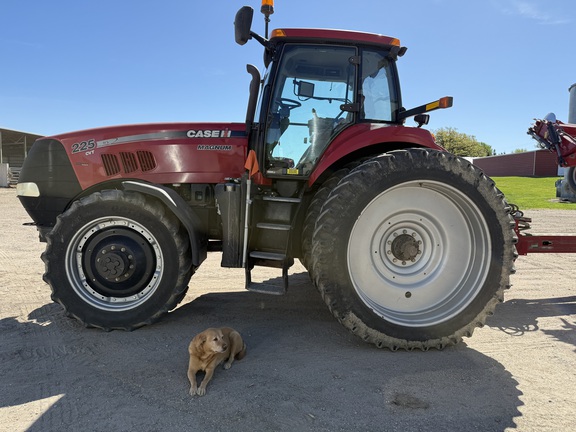 2013 Case IH Magnum 225 - Photo2