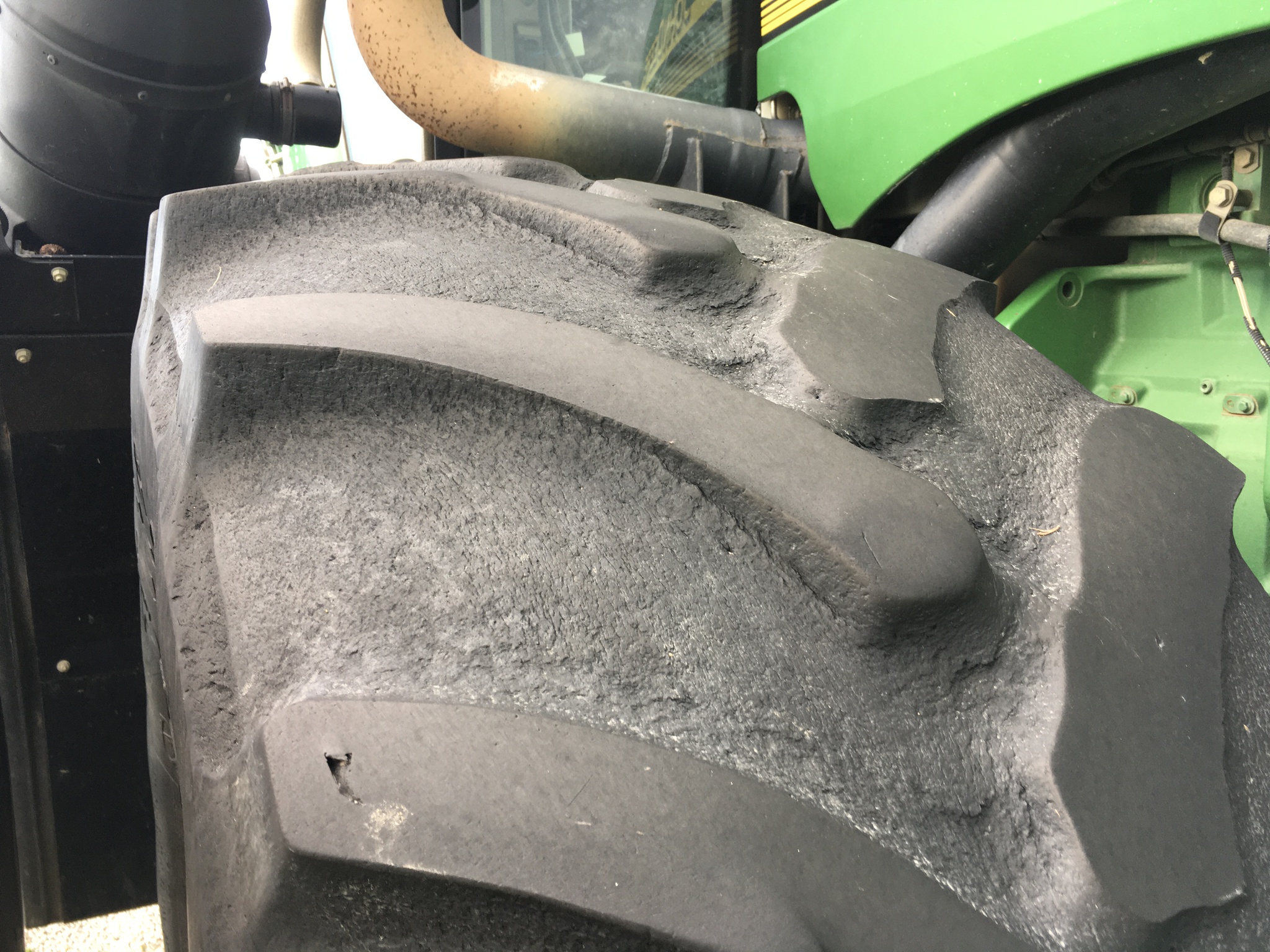 2004 John Deere 9220 Image 15