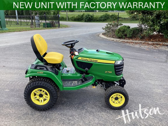 Photo of 2025 John Deere X739