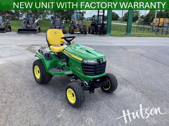 Photo of 2025 John Deere X739