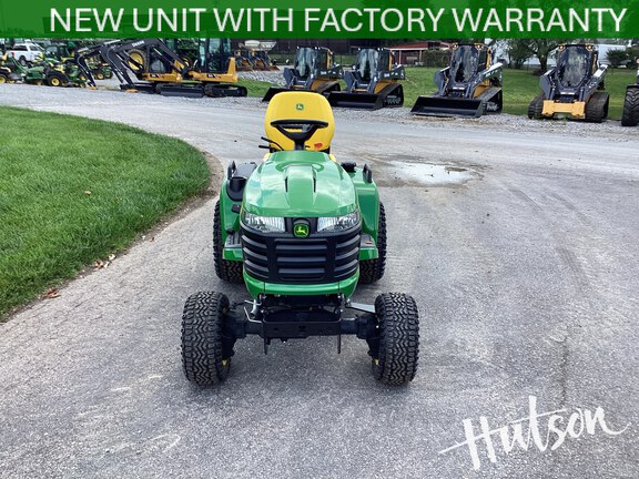 Photo of 2025 John Deere X739