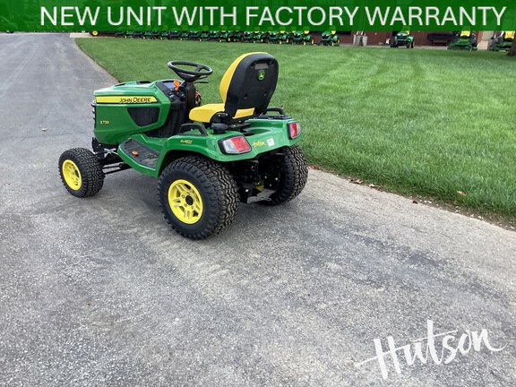 Photo of 2025 John Deere X739