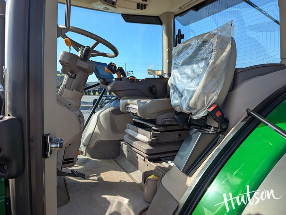 Photo of 2024 John Deere 6R 145