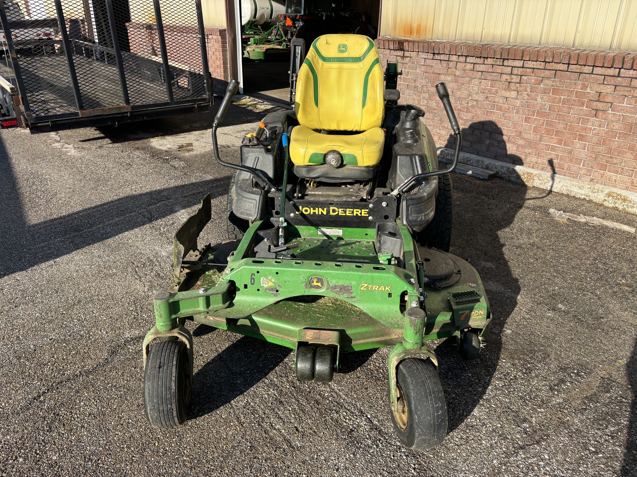 Used 2021 John Deere Z930R Zero Turn Mowers at Koenig Equipment in Franklin, IN - PhotoXL1