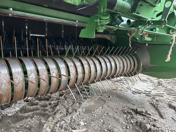 Used 2025 John Deere 561M Round Balers at Horizon Ag & Turf in Lloydminster, AB - Photo25