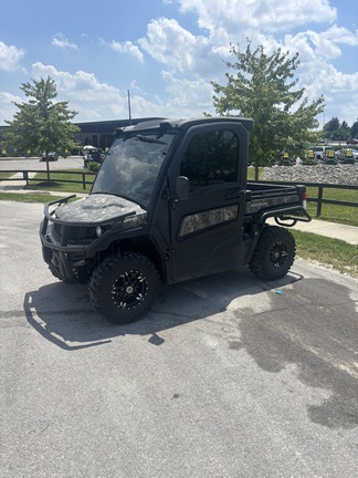 2024 John-Deere XUV 835R