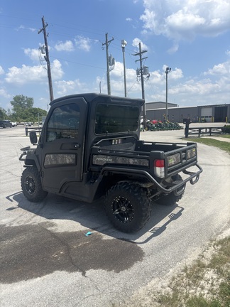 2024 John-Deere XUV 835R