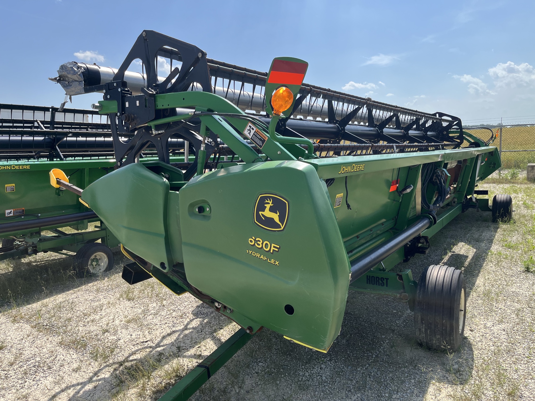 2005 John Deere 630F Combine Platforms
