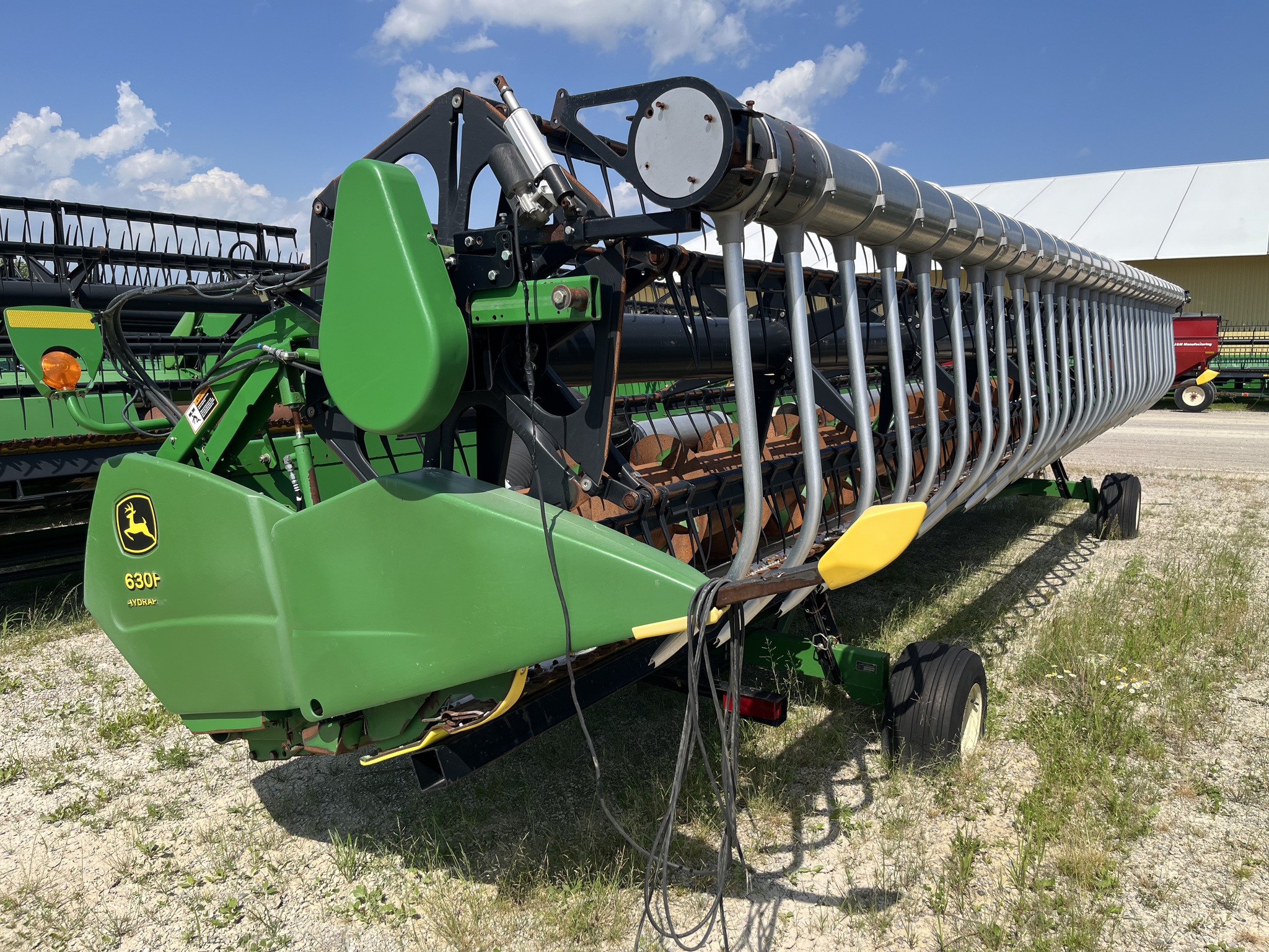 2005 John Deere 630F Combine Platforms