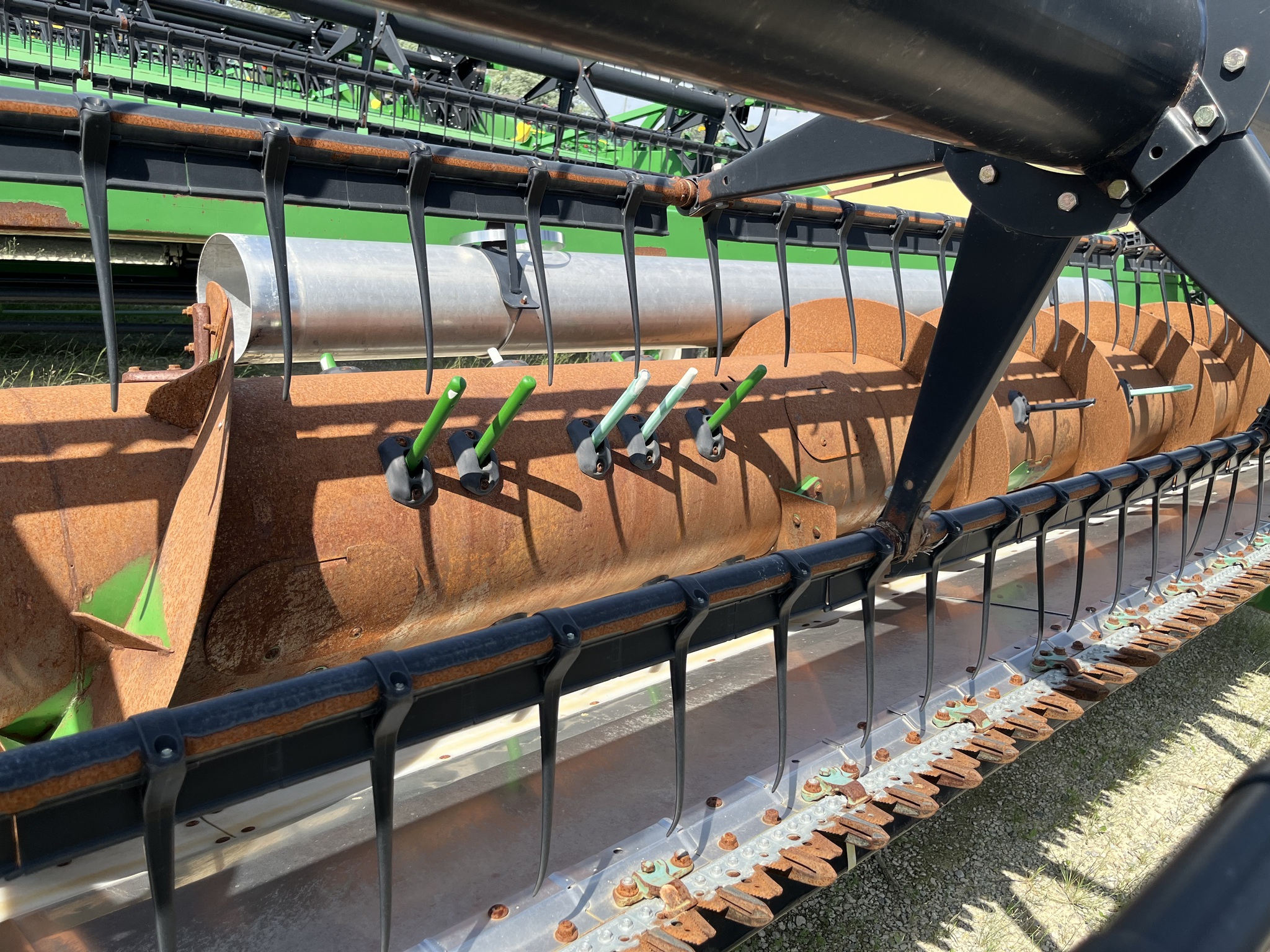 2005 John Deere 630F Combine Platforms