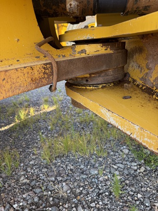 2021 John Deere 844L
