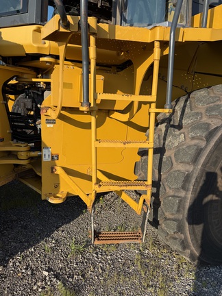 2021 John Deere 844L
