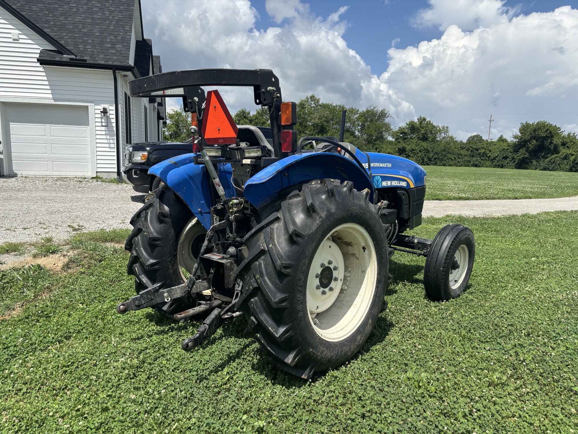 Used 2013 New Holland Workmaster 55 Utility Tractors at Koenig Equipment in Lebanon, OH - PhotoXL5