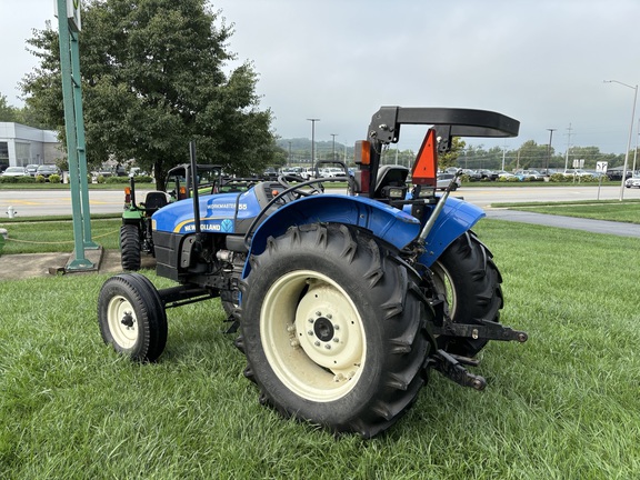 Used 2013 New Holland Workmaster 55 Utility Tractors at Koenig Equipment in Lebanon, OH - Photo9