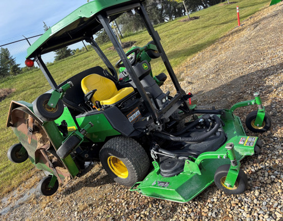 2015 John Deere 1600