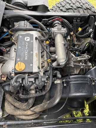 2019 John-Deere XUV835M HVAC Cab