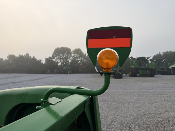 Photo of 2013 John Deere 608C