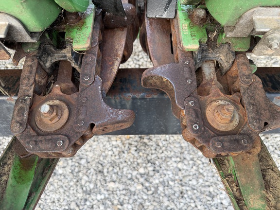 Photo of 2013 John Deere 608C
