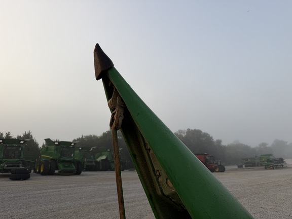Photo of 2013 John Deere 608C