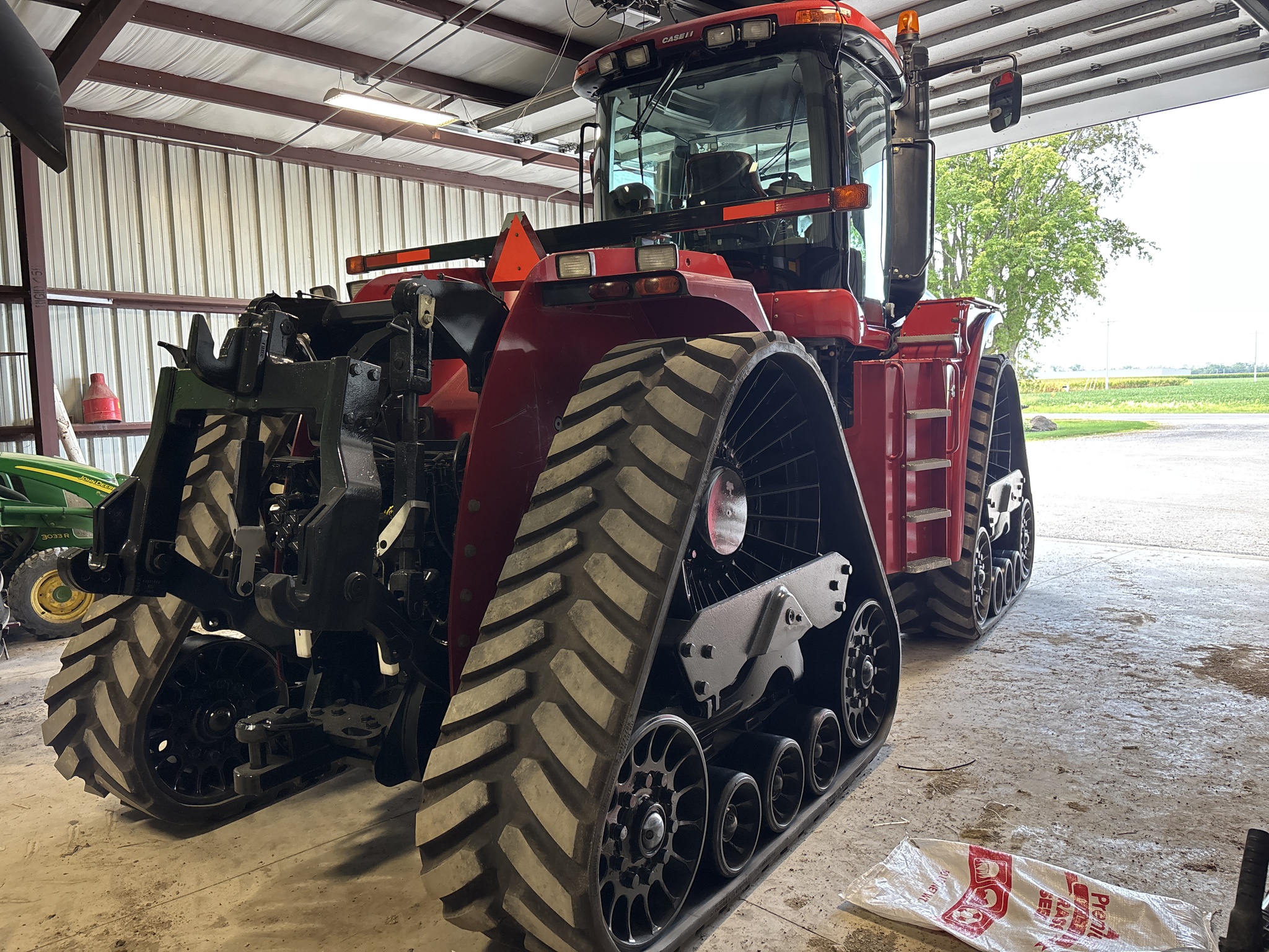 Used 2014 Case IH Quadtrac 420 Articulated 4WD Tractors at Koenig Equipment in Greenville, OH - PhotoXL2