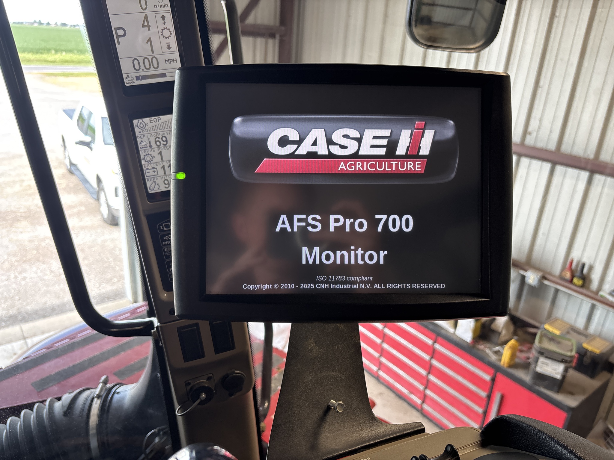 Used 2014 Case IH Quadtrac 420 Articulated 4WD Tractors at Koenig Equipment in Greenville, OH - PhotoXL14