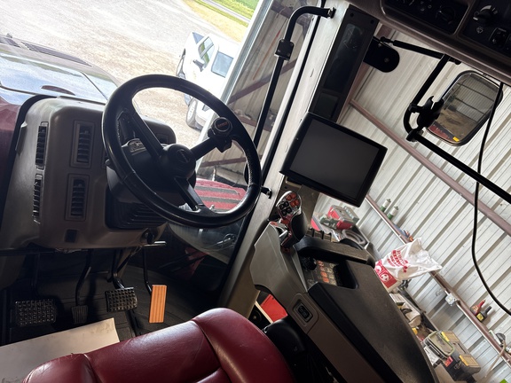 Used 2014 Case IH Quadtrac 420 Articulated 4WD Tractors at Koenig Equipment in Greenville, OH - Photo18