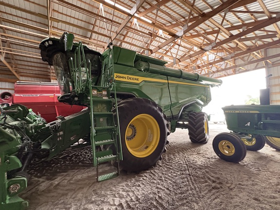2024 John Deere X9 1100 - Photo9