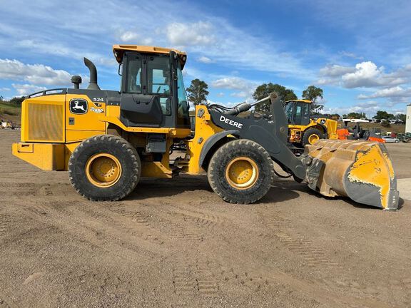 2023 John Deere 524P