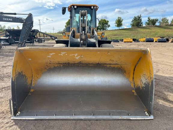 2023 John Deere 524P