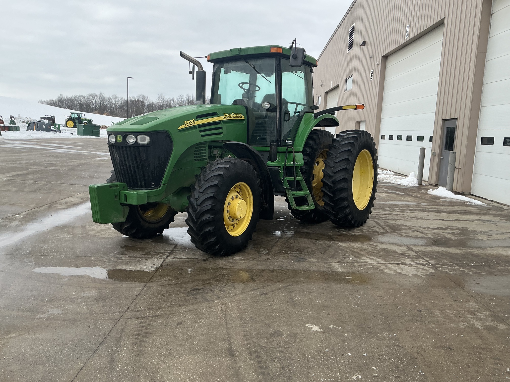 2004 John Deere 7820 Image 7