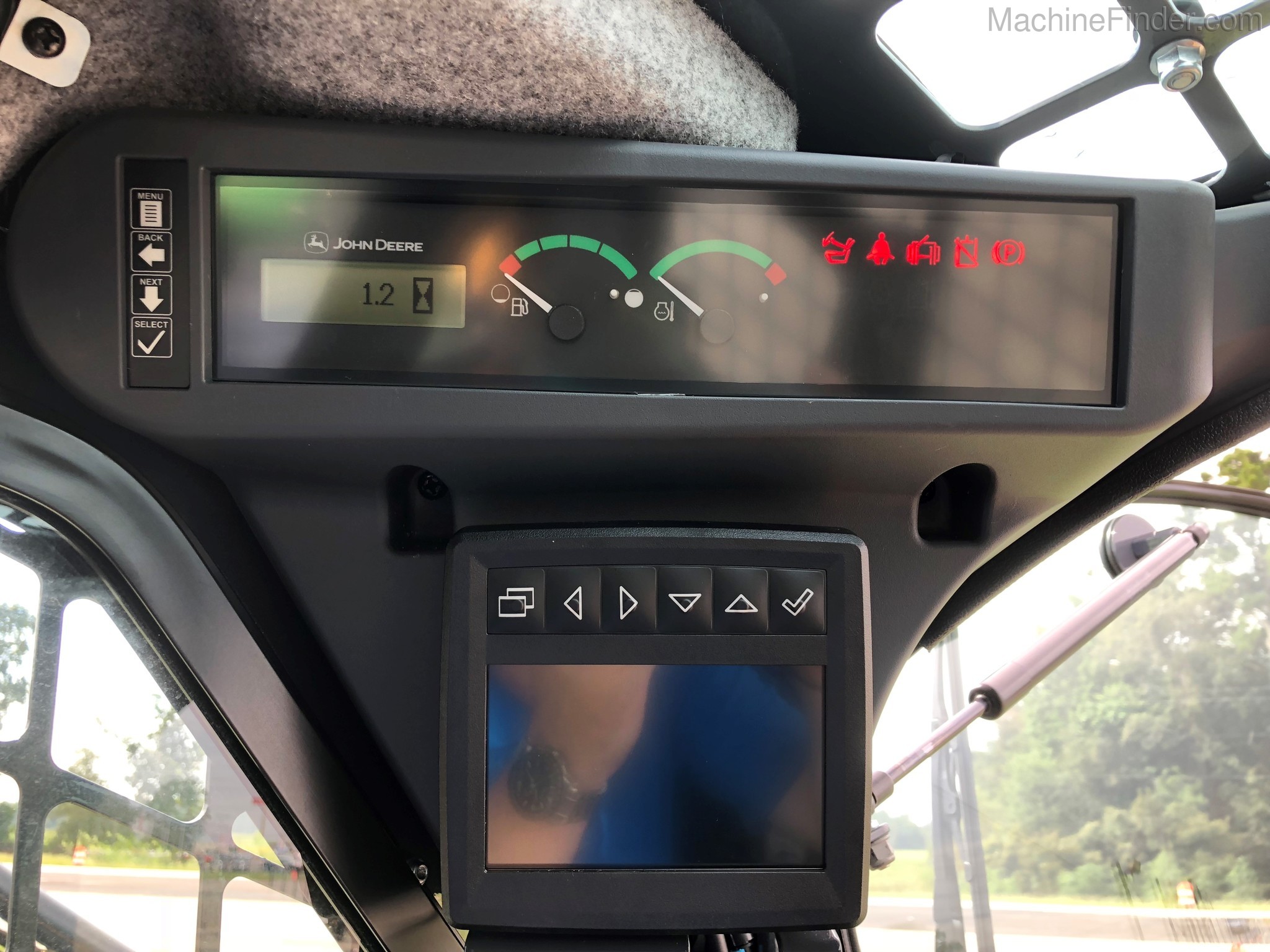 2020 John Deere 325G CAB Image 5