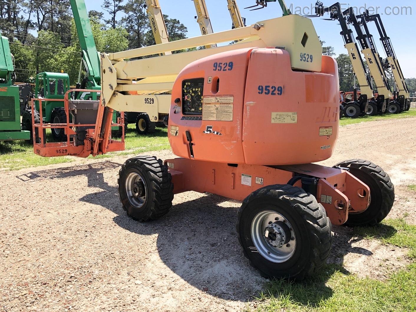 2012 JLG 450AJ Image 3