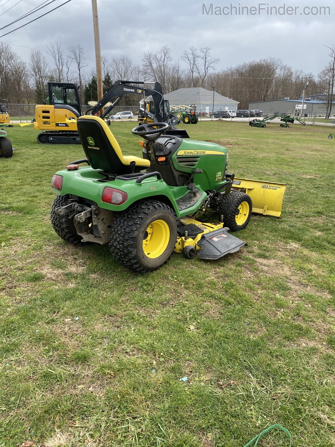 2007 John Deere X748 Image 7