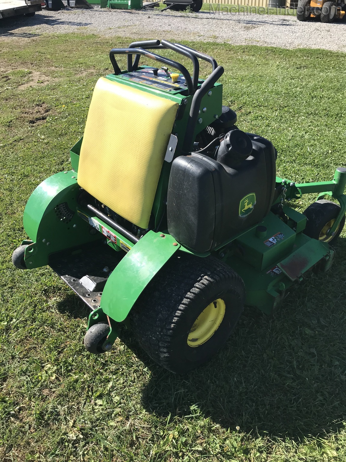 2015 John Deere 652R Image 7