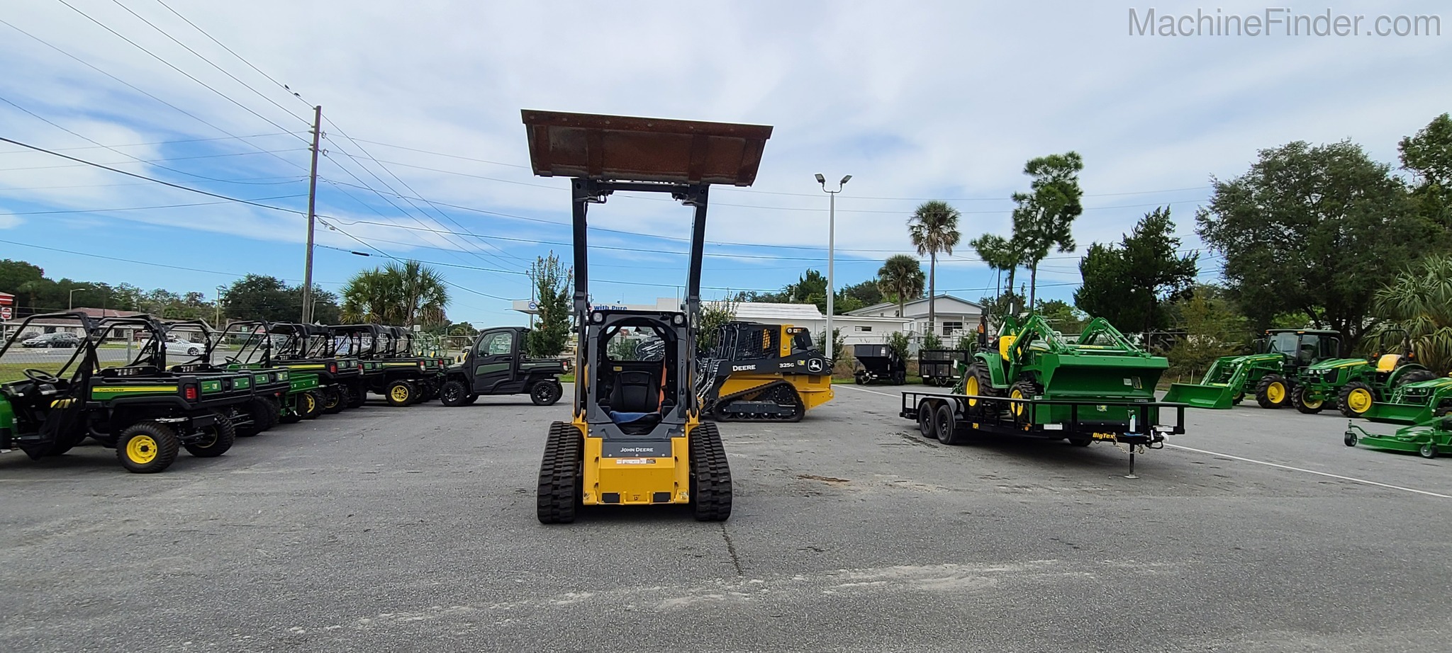 2020 John Deere 317G Image 17