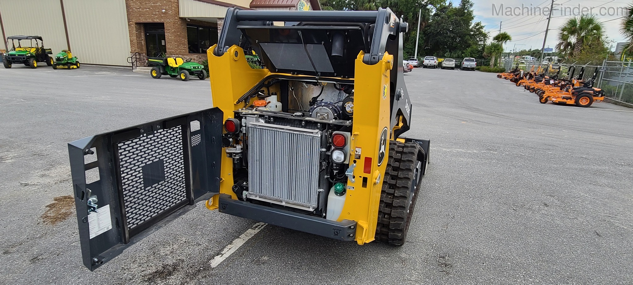 2020 John Deere 317G Image 13