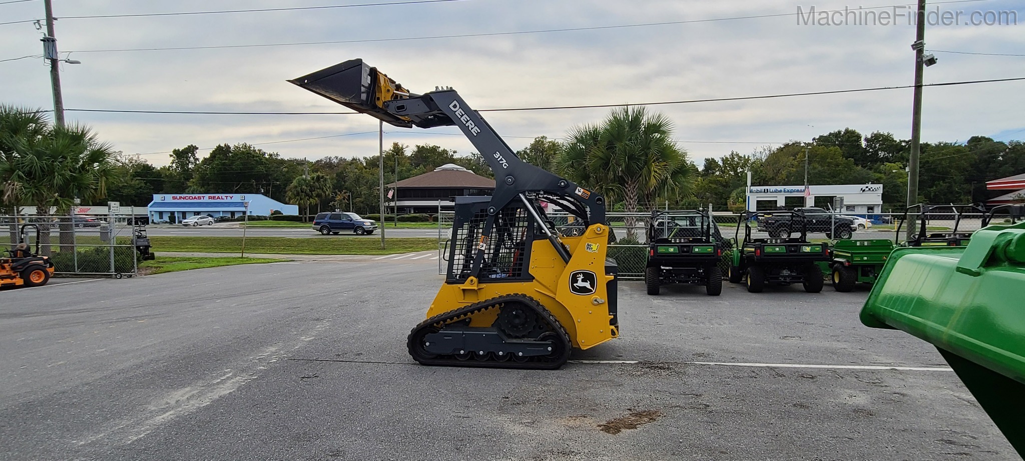 2020 John Deere 317G Image 19