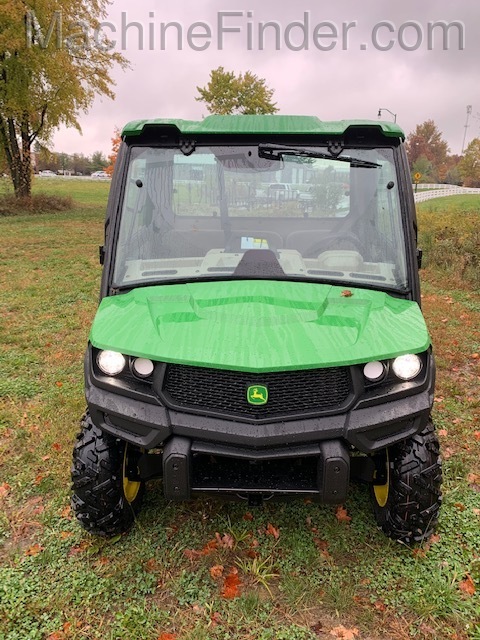 2020 John Deere XUV835R Image 3