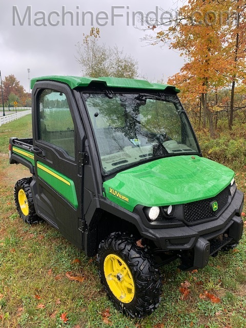 2020 John Deere XUV835R Image 4