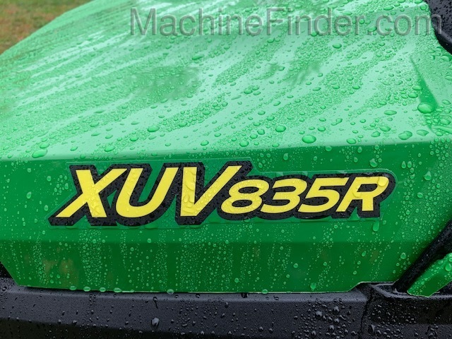 2020 John Deere XUV835R Image 9