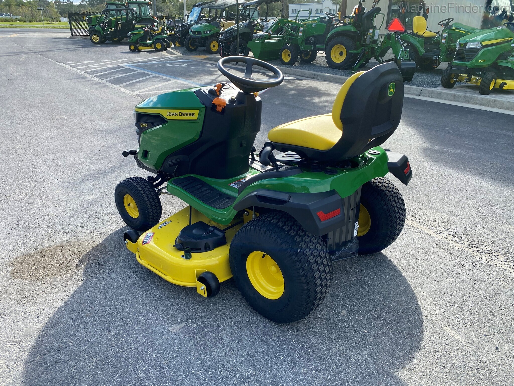 2021 John Deere S240 Image 5