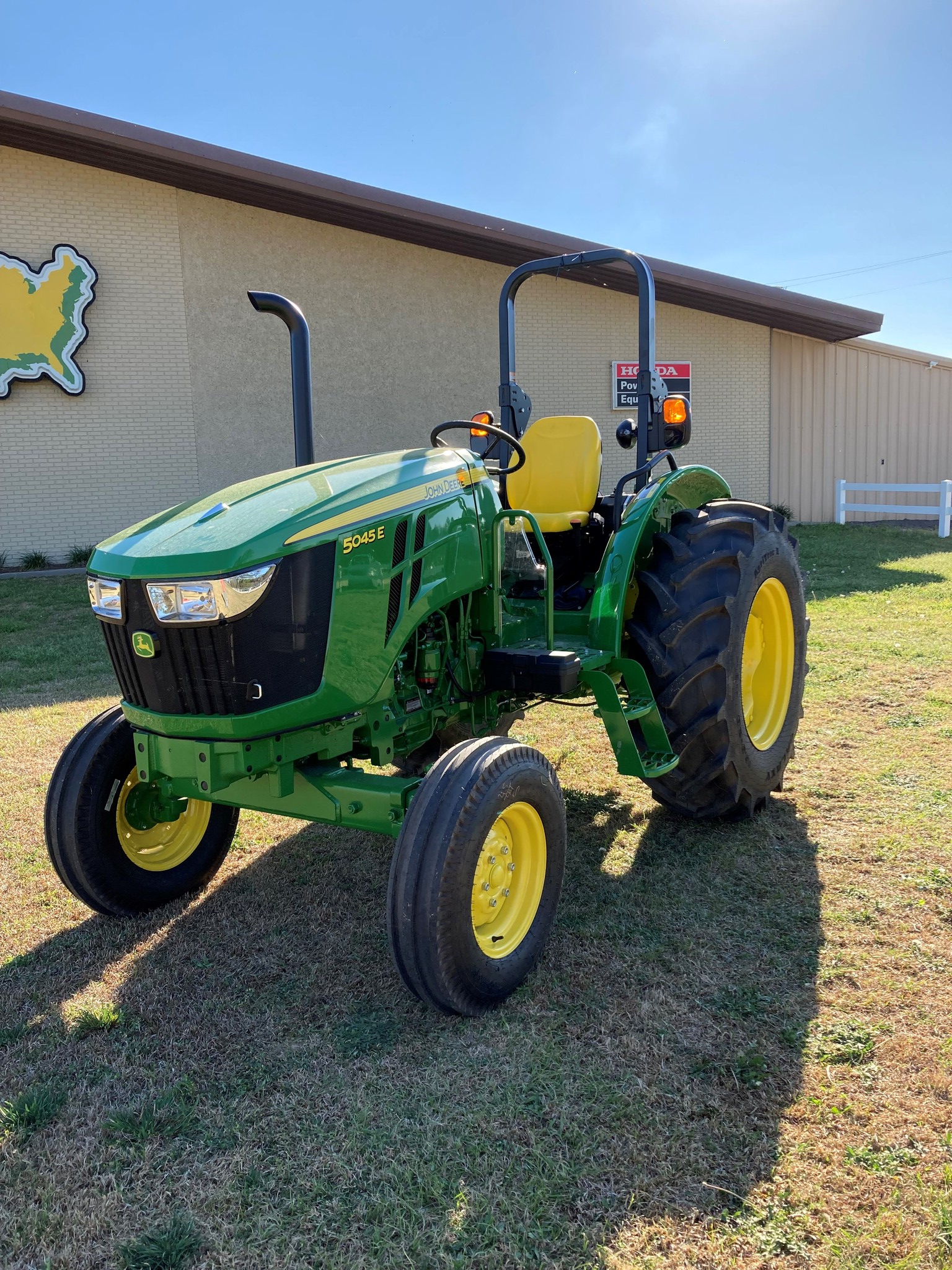 2023 John Deere 5045E Utility Tractors Mershon, GA